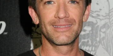 David Faustino
