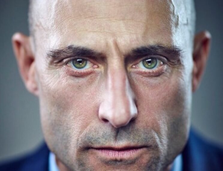 Mark Strong